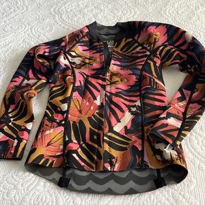 Billabong. New no tags. Excellent condition